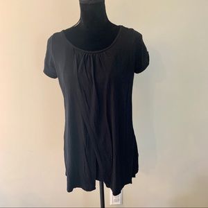 Old Navy maternity nursing tee